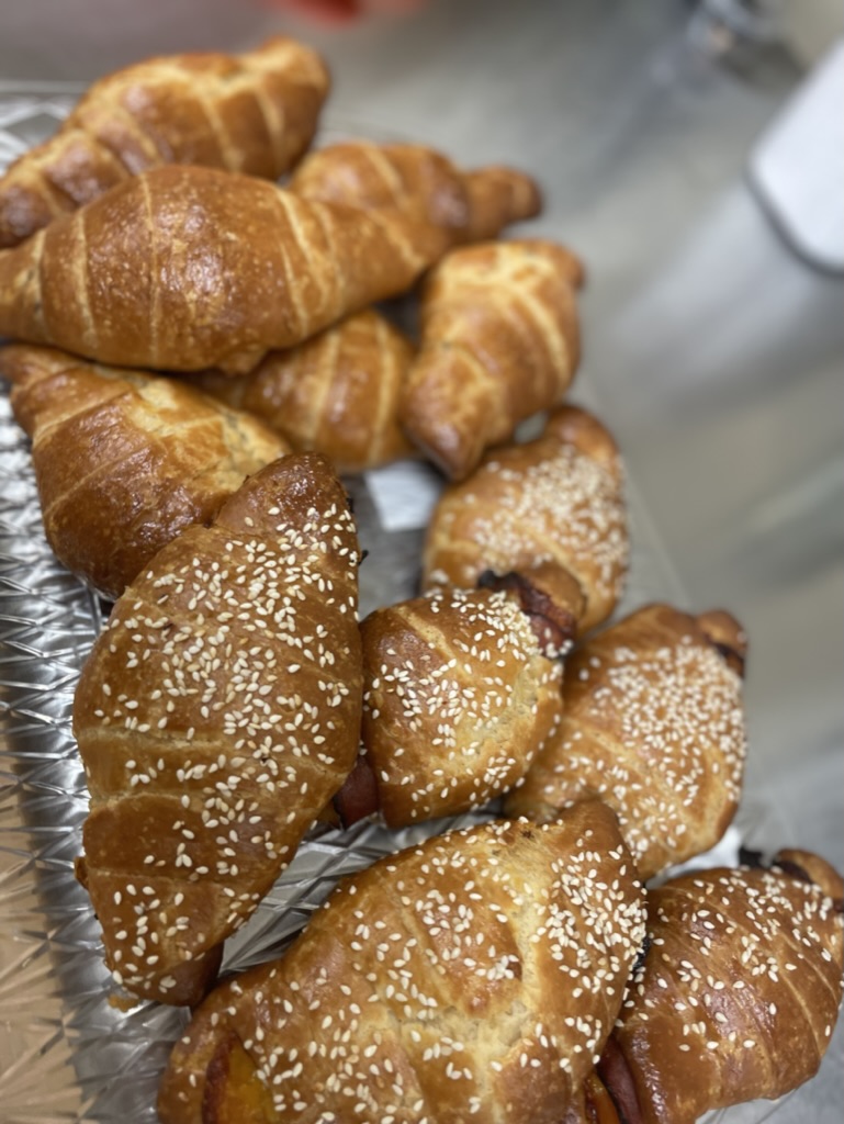 Ham and cheese and plain croissants